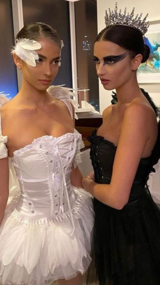 Black Swan Halloween Costume for Duos