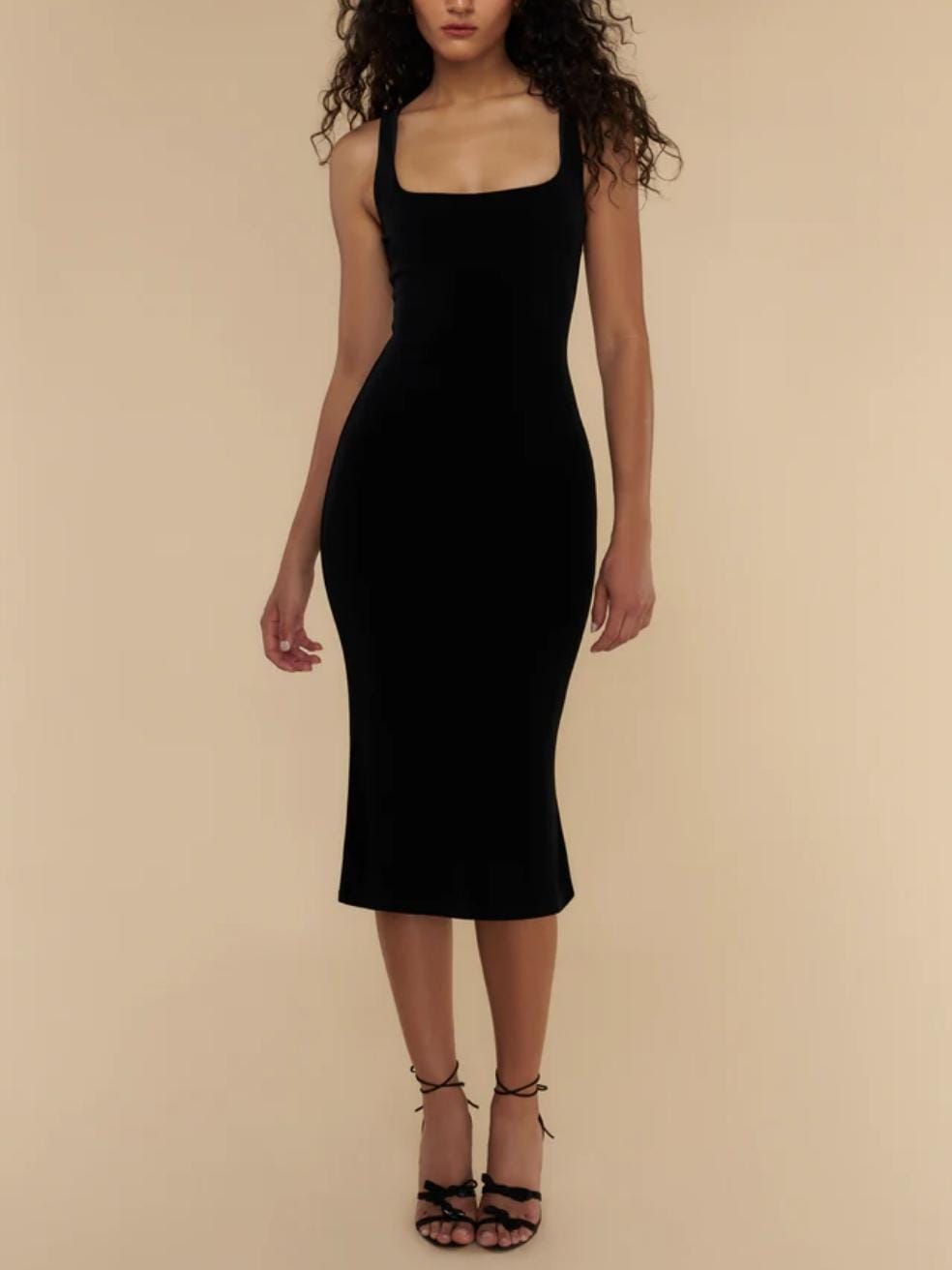 Mirror Palais Supermodel Dress Black — Clothing Rental – Bipty